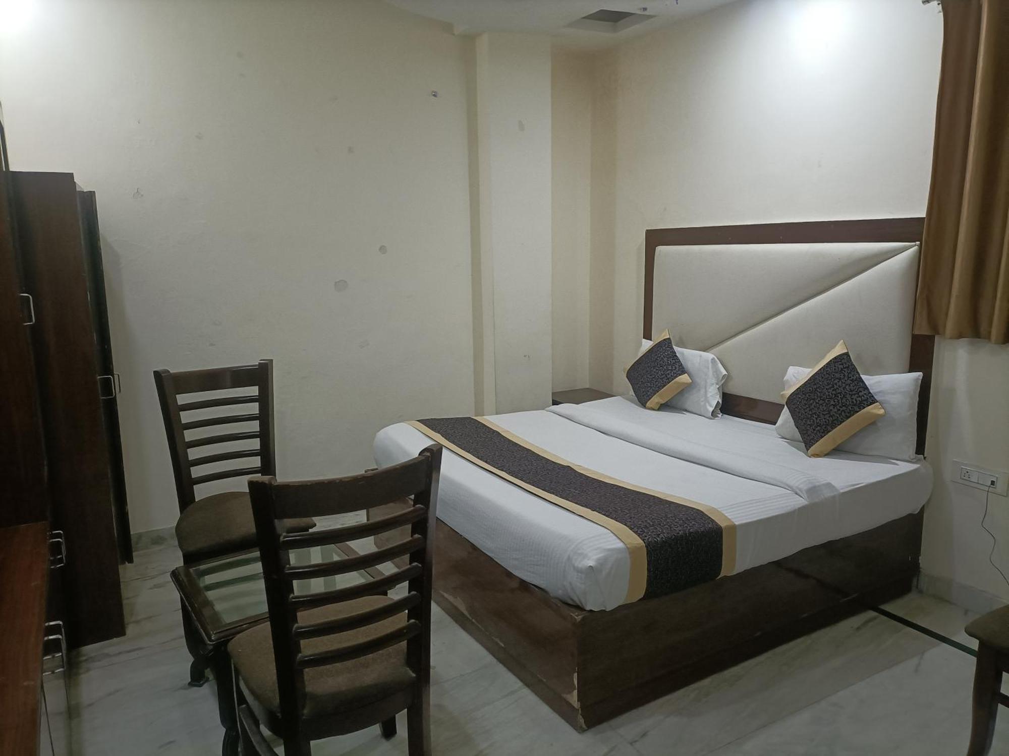 Hotel Ringer New Delhi Extérieur photo